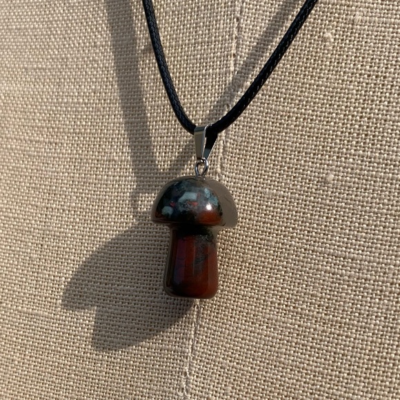 Handmade Genuine Stone Mushroom Amulet Necklace - Picture 14 of 14
